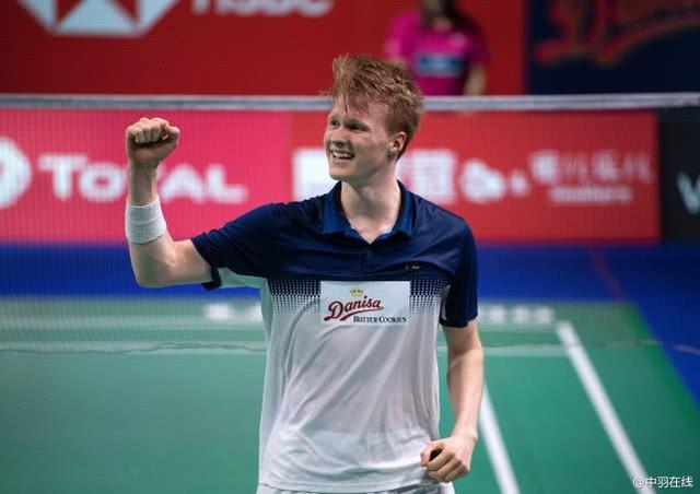 们在困难面 们在困难面