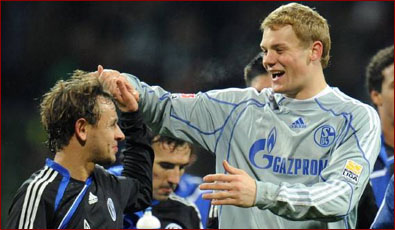 2不敌西班 2不敌西班